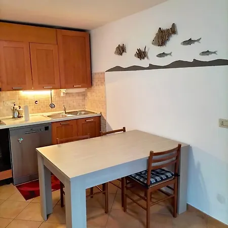 La Casa Sul Fiume * Nesso
