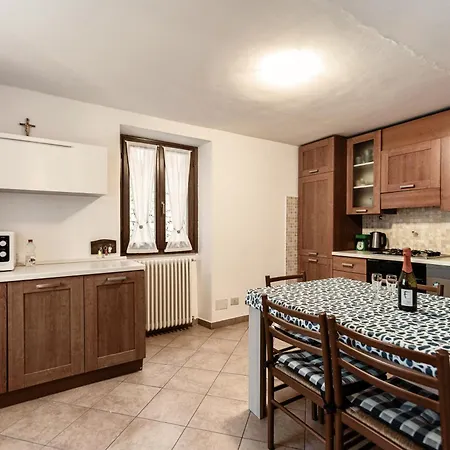 La Casa Sul Fiume *
