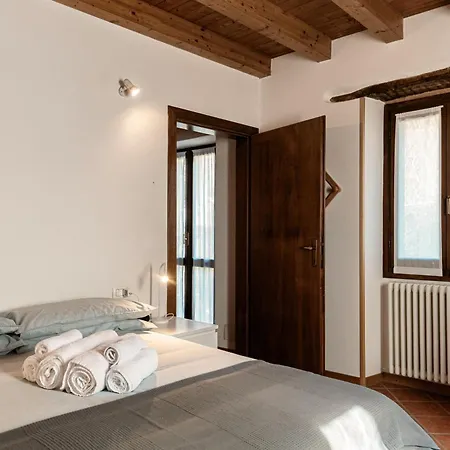 Apartment La Casa Sul Fiume