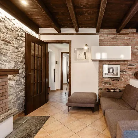 La Casa Sul Fiume Nesso