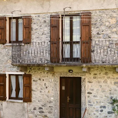 Apartment La Casa Sul Fiume *
